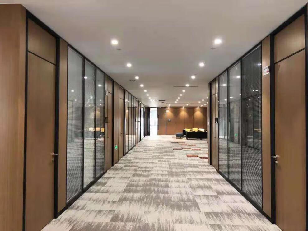 glazed movable wall partitions