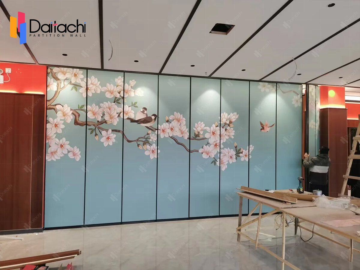 foldable <a href=https://www.daitachipartitionwall.com/product/Room-partition-wall.html target='_blank'>Room partition wall</a>