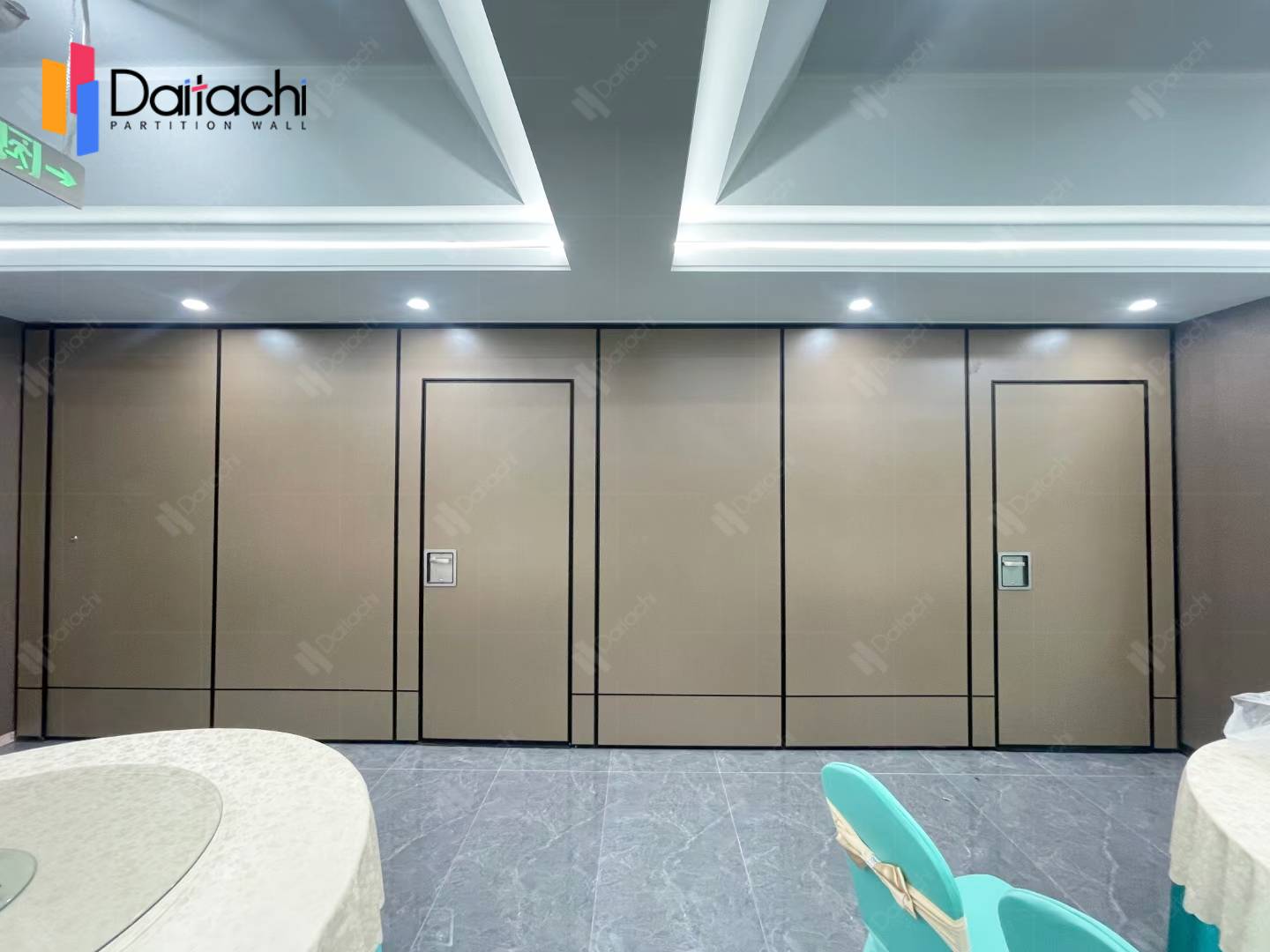 movable office wall with doors