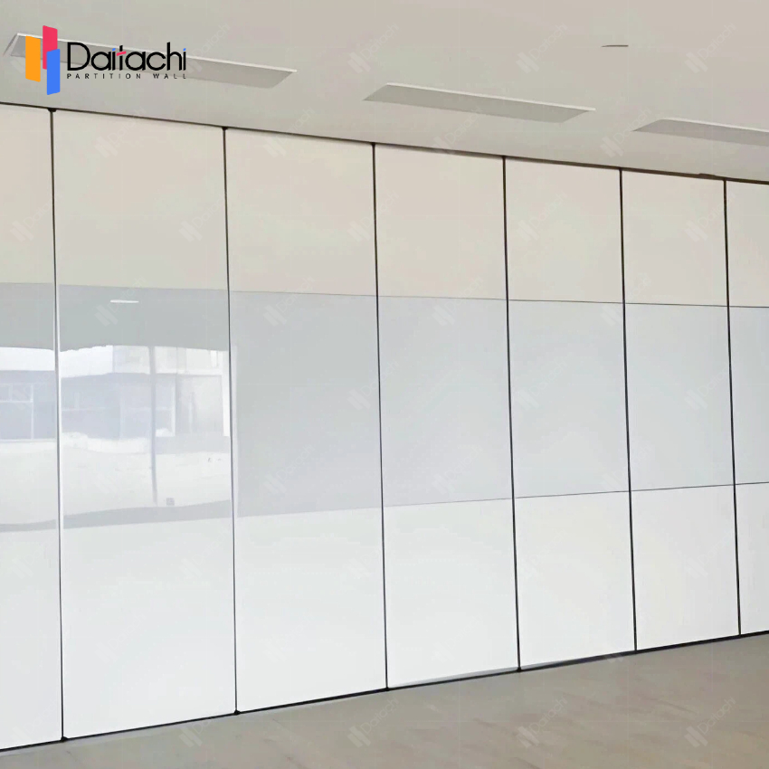 Simple three-layer white manual movable partition wall Simple three-layer white manual movable partition wall