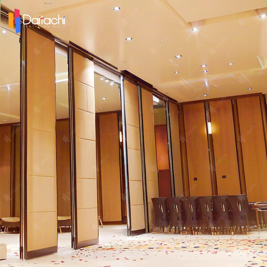High-end, minimalist style manually operated <a href=https://www.daitachipartitionwall.com/Movable-Partition-Wall.html target='_blank'>Movable Partition Wall</a>