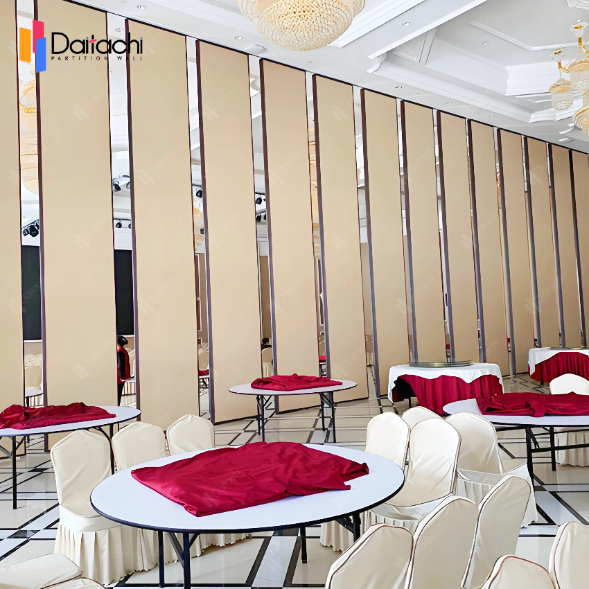 High-End, Minimalist-Style Manual Movable Partition Wall with Natural Wood Finish for Hotels