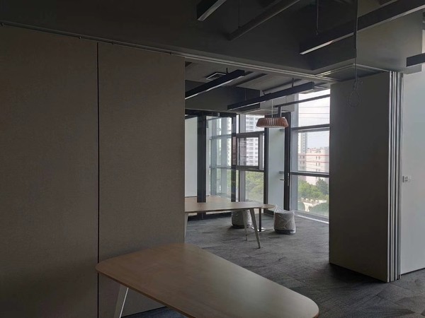Operable Office Partitions