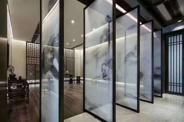 Rotate Glass Wall