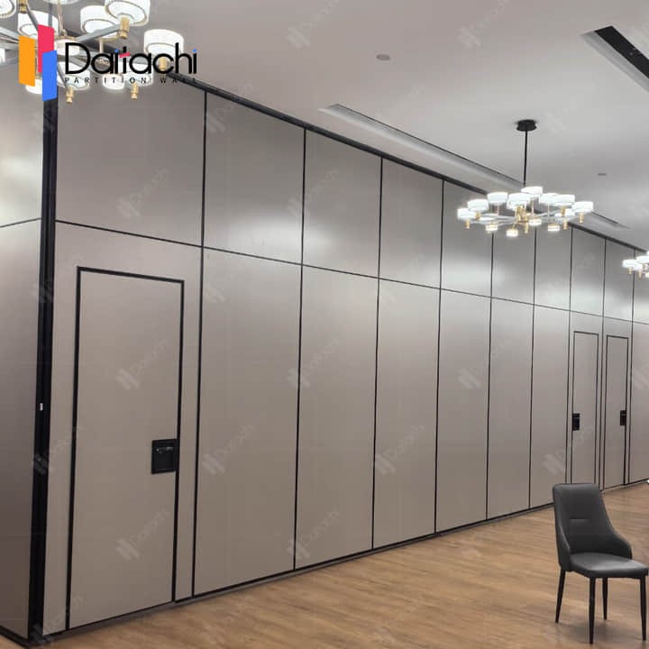 Top-Hung Acoustic Movable Wall System with Door