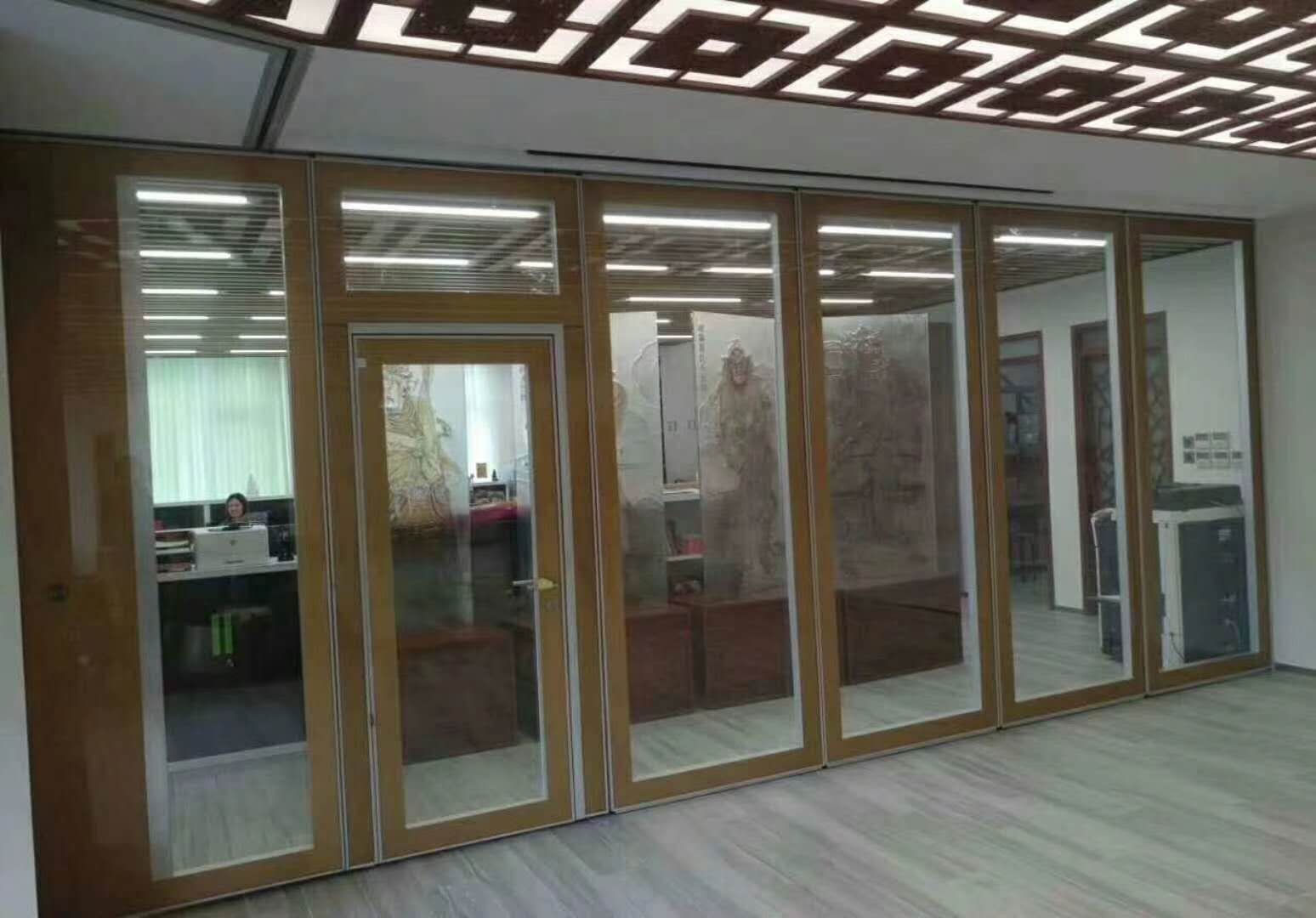 Glass Office Dividers