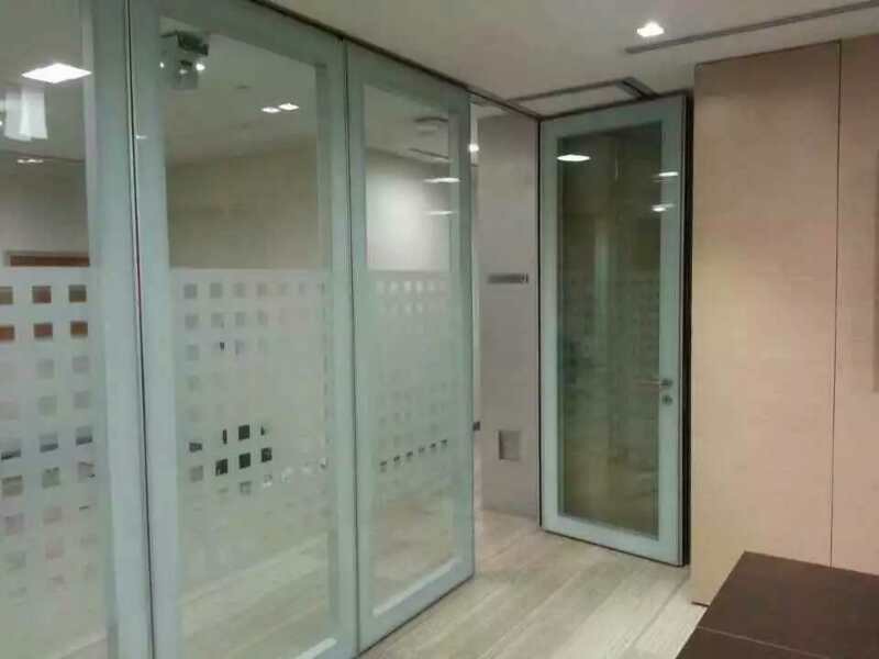 Glass Office Dividers