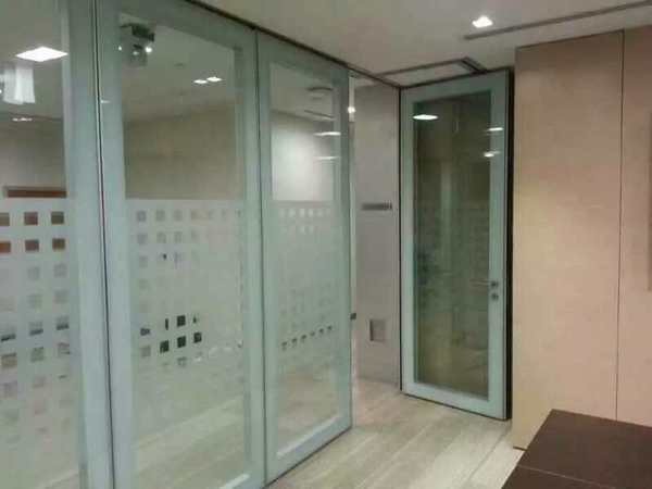 Movable Glass Partition Wall Systems